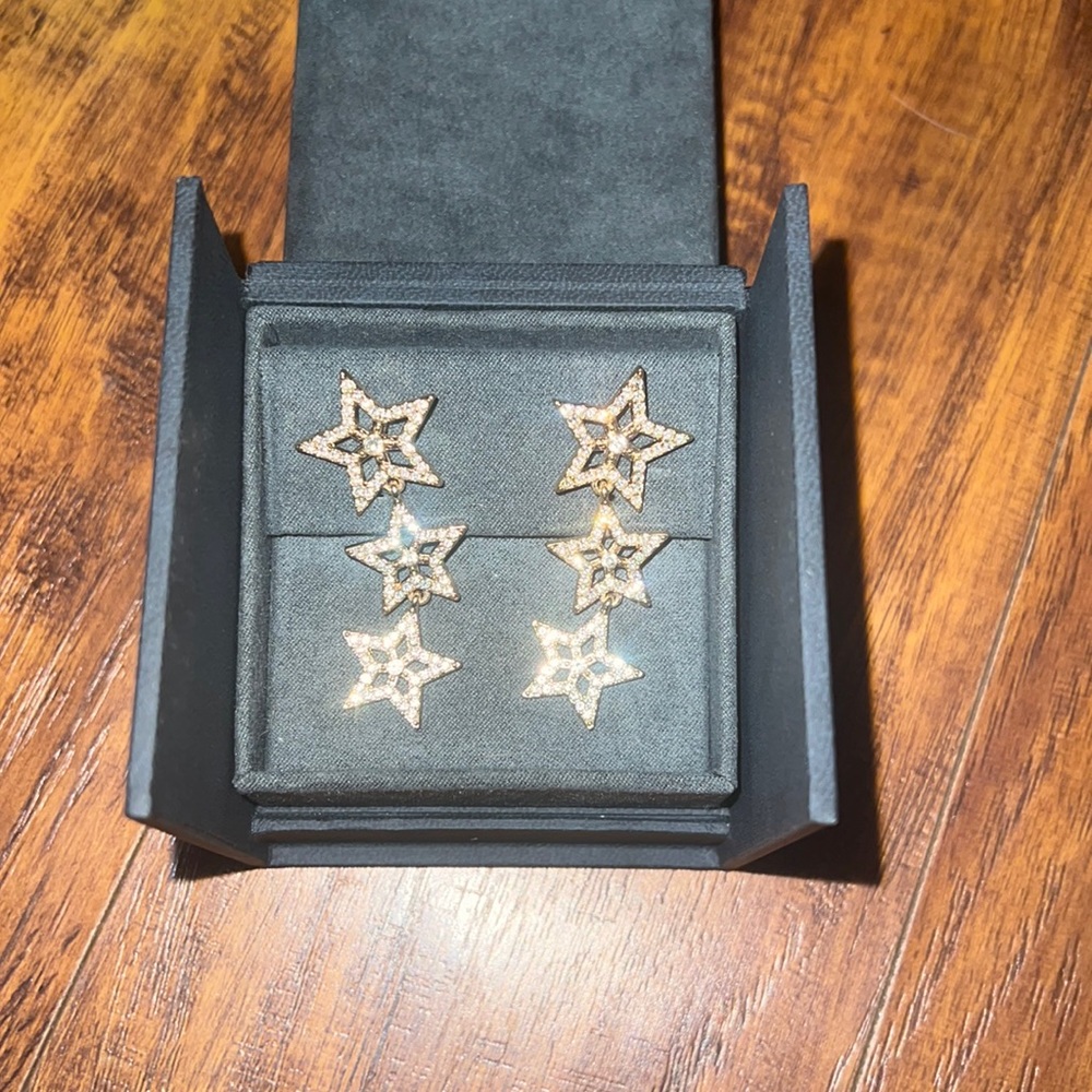 Tri Star Dangly Earrings
